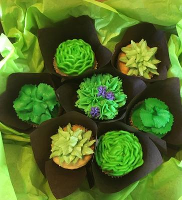 green cupcake bouquet